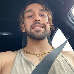 Meet your Posher, Vahab